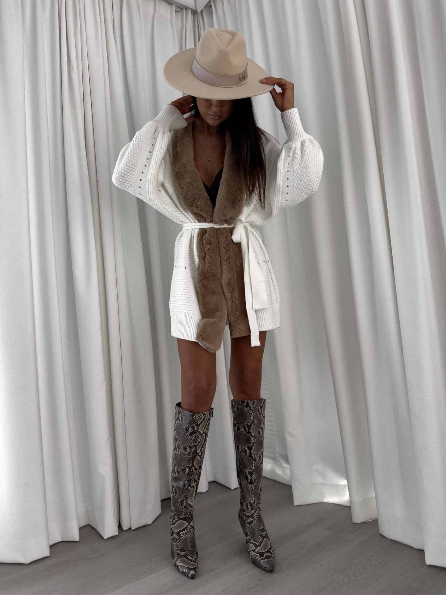 Strickjacke DREAM - ecru