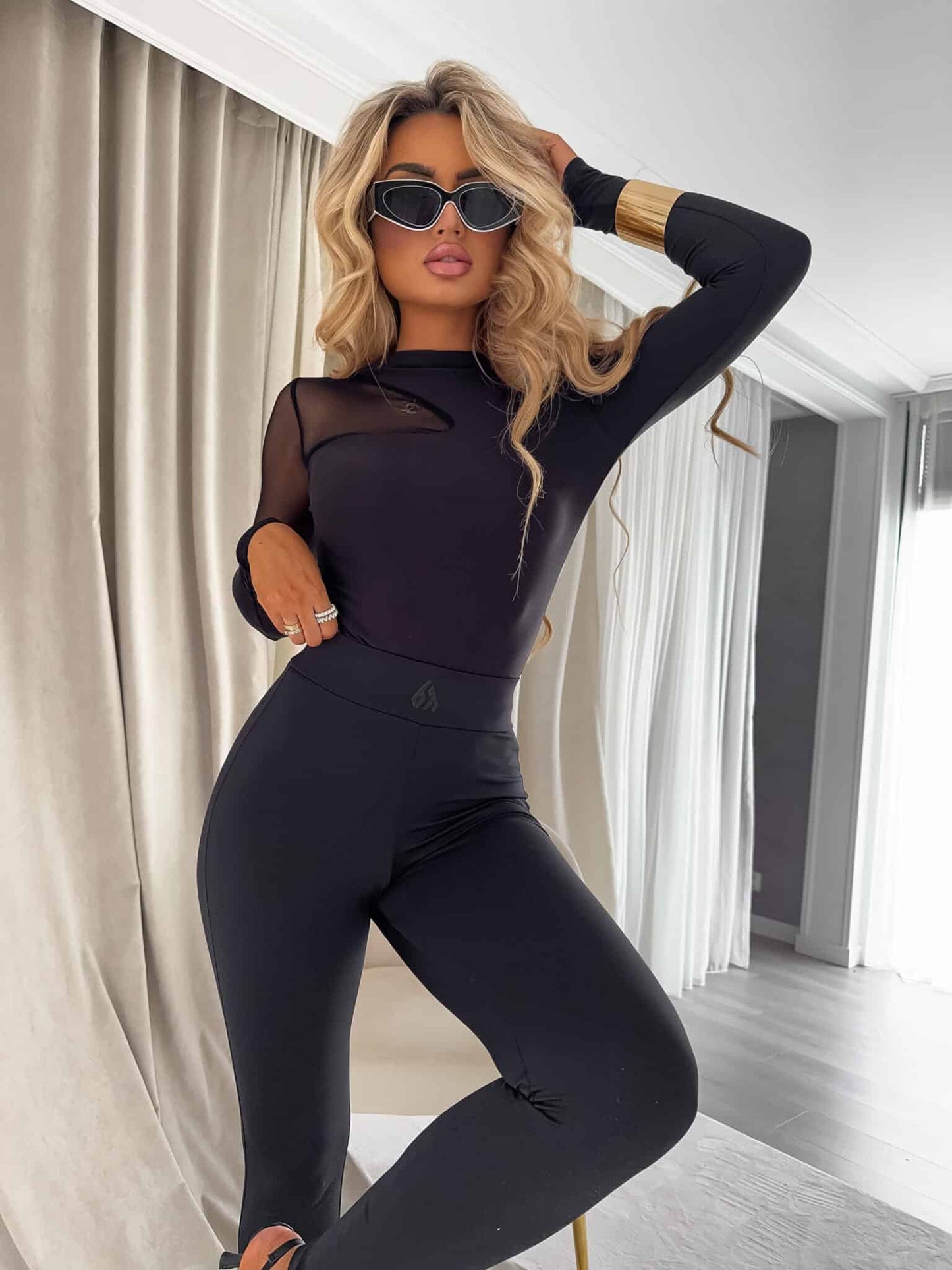 Damenbluse SUZI – schwarz