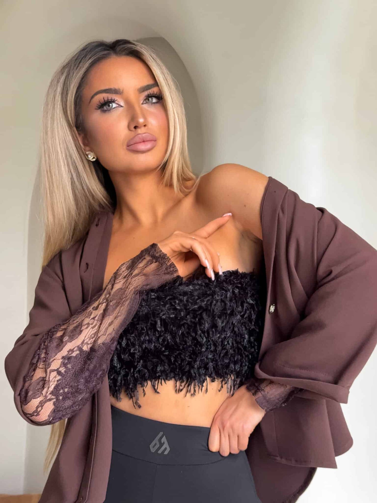 Damenbluse ÄRMELSPITZE  - SCHOKOBRAUN