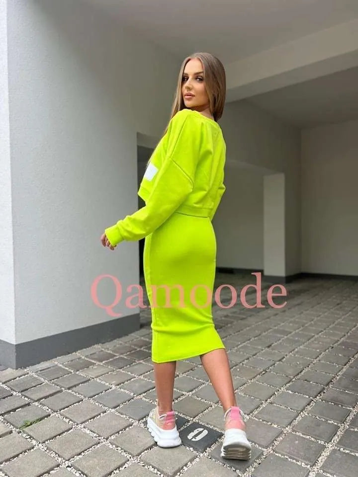 Kleid mit oversized Pullover By Mia Neon Grün UNI