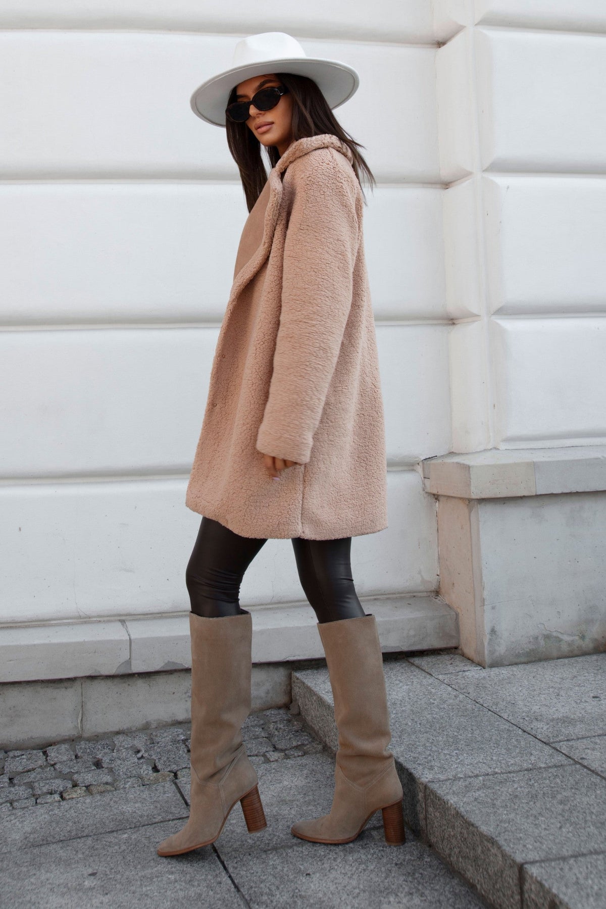 Damen- Teddy- Mantel Beige