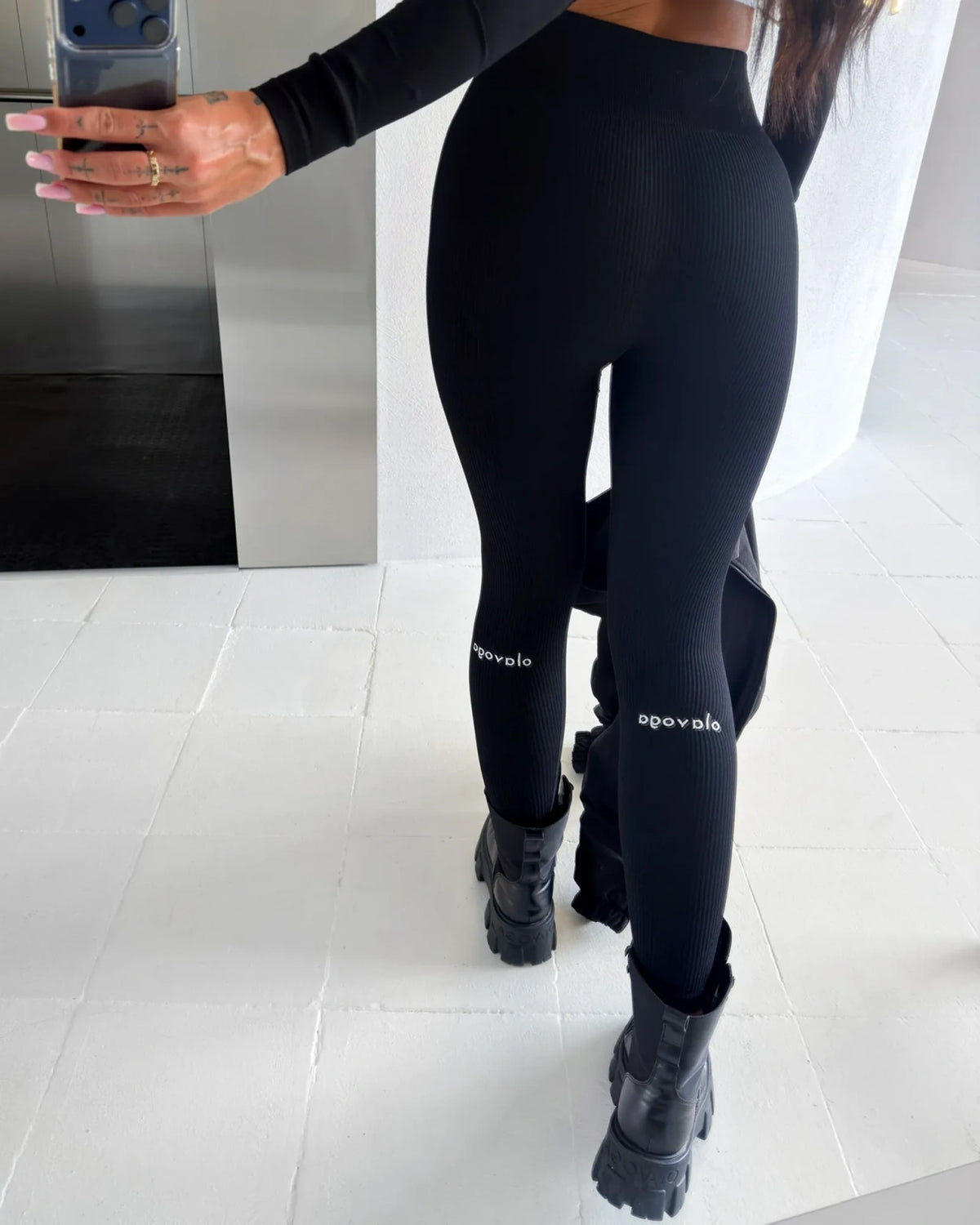 Leggings NOATI OLAVOGA schwarz