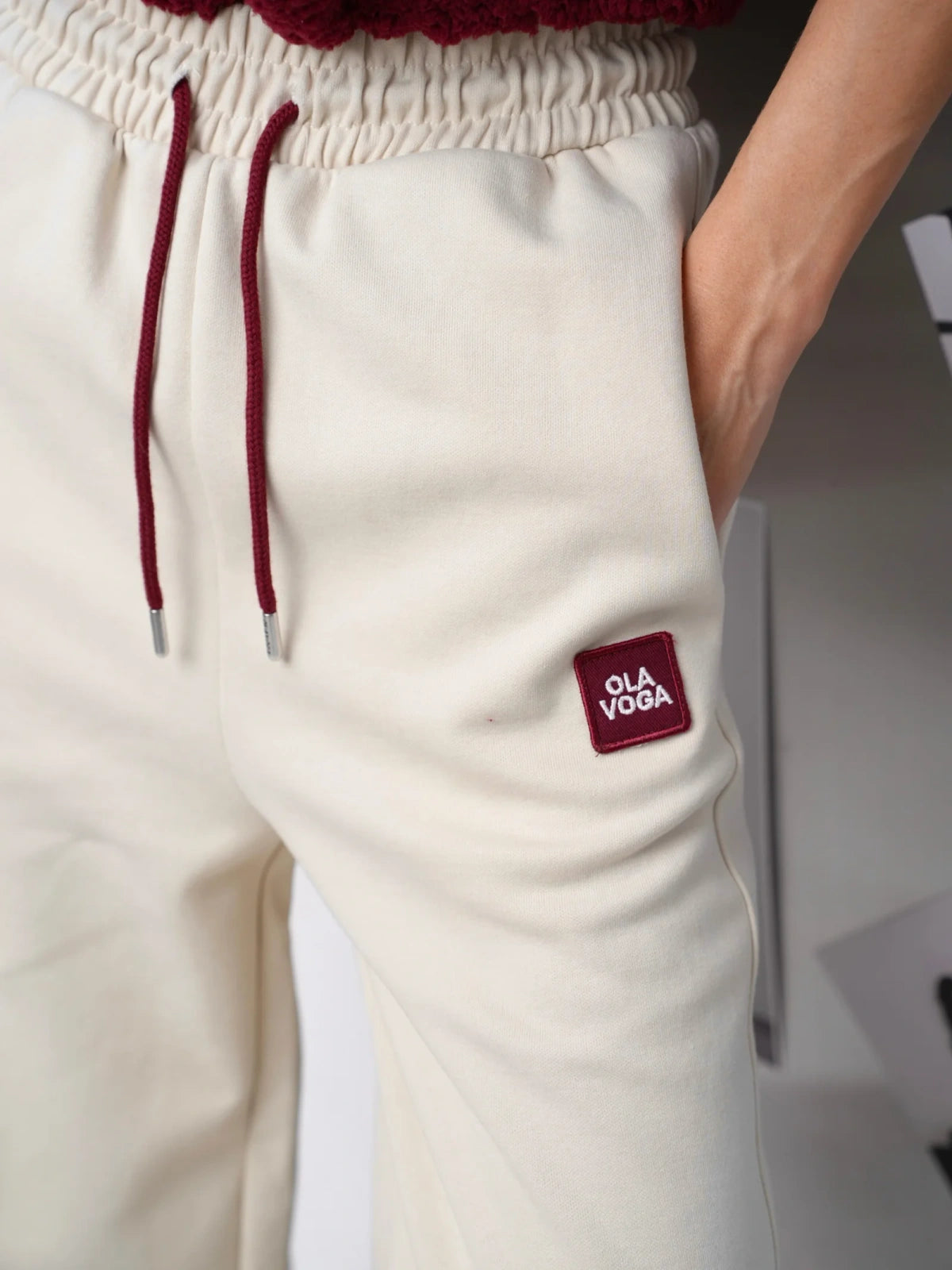 Jogginghosen FIOFIO OLAVOGA Beige